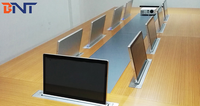 Boente为江门中国电信项目提供17.3英寸屏幕电动升降器