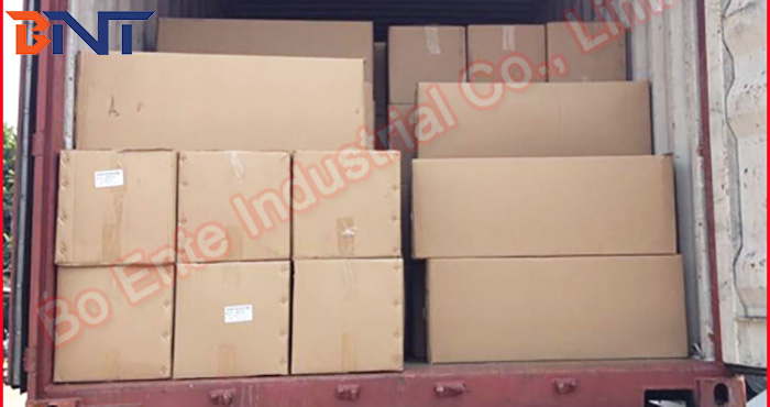 2012-2-11 出了40尺柜的投影仪墙壁支架到欧洲