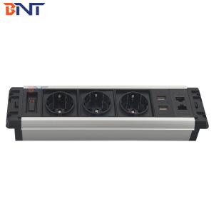 桌面电源插座 PTS106