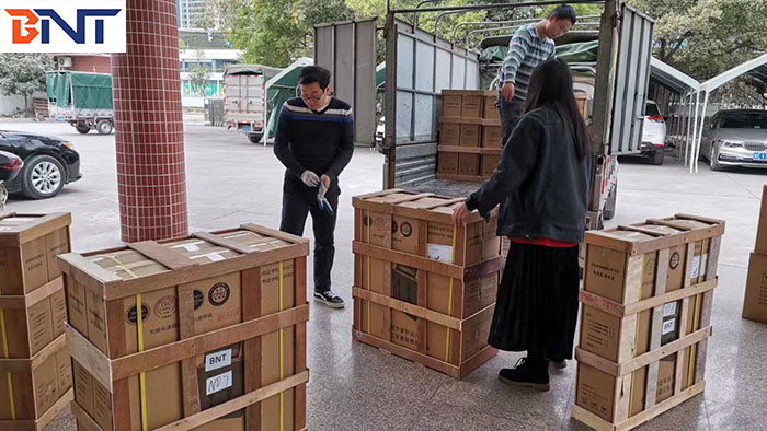 2020年1月18日博摁特高新科技有限公司发货整套会议系统产品到中东国家