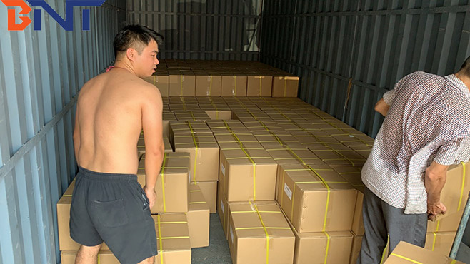 2020-7-14发货2000pcs桌面插座到欧洲