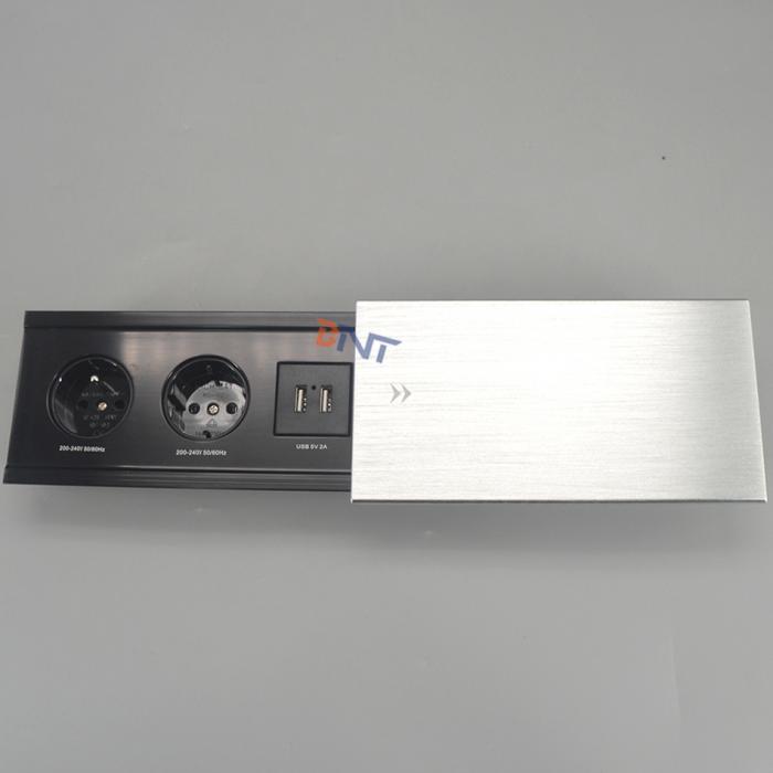 滑盖插座  BC-02FR