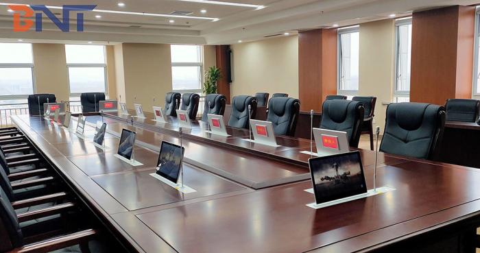 17台超薄同步升降器用于四川某高级会议室