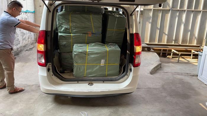 2021-9-22 BNT发货300套锌合金系列插座到伊朗