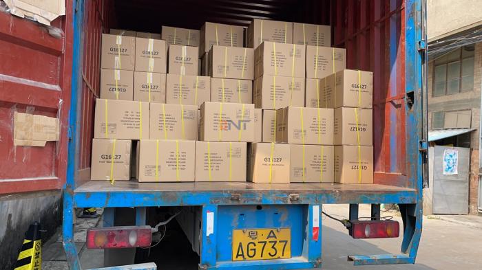 2021.09.30博摁特向俄罗斯发货5250套插座（第2票）