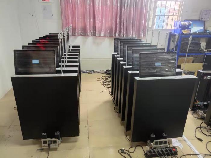 2021.11.2 沙特  全铝超薄15.6寸同步麦克风升降器