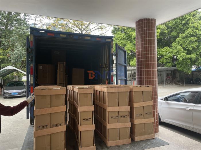 2022.1.10博摁特向沙特阿拉伯发货超薄同步升降器