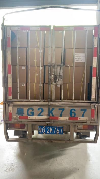 2022.4.12博摁特向印度发货1000套桌面插座