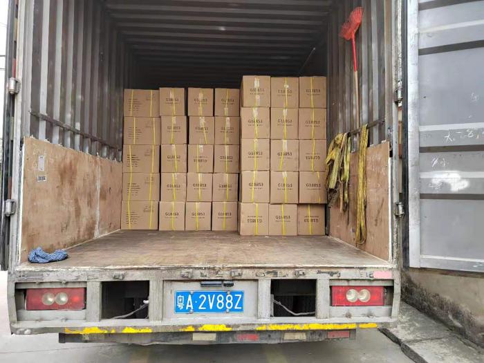 2022.3.17博摁特向俄罗斯发货3000套插座