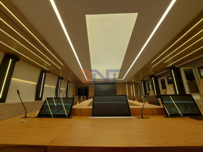 2024-04-19博摁特全铝超薄升降器项目在伊朗顺利验收