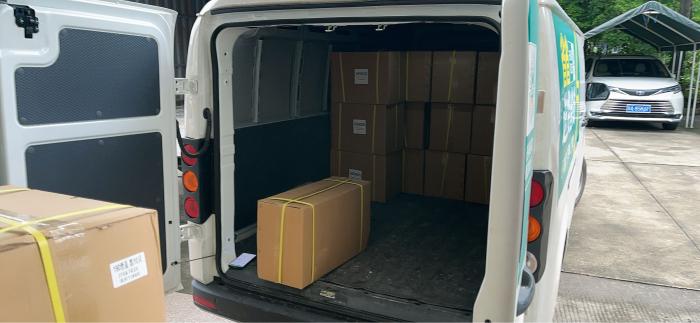 2024-4-28博摁特向波兰出货450套侧滑插座+300套锌合金插座