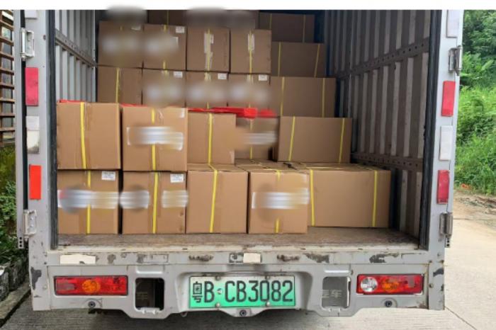 Congratulations on the export of a large batch of goods to Poland