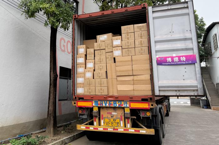 Congratulations on the successful shipment of a large batch of goods to Belarus.